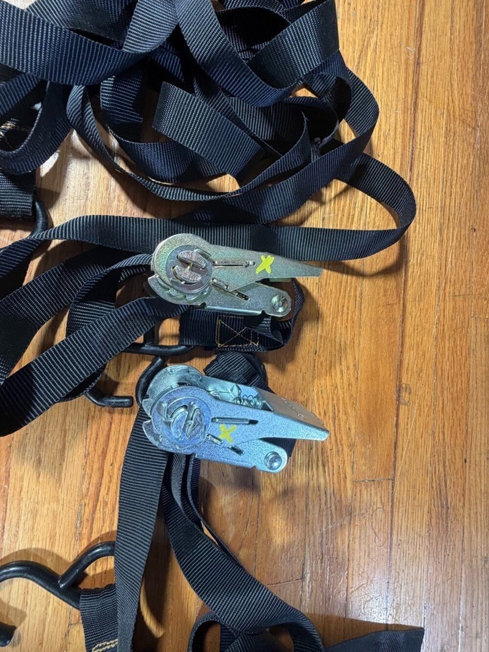 Husky 1-Inch Ratchet Tie-Down Straps with S-Hooks – Pair of 2